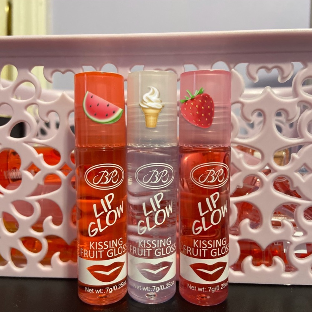 (3) Fruity roll on lip glosses